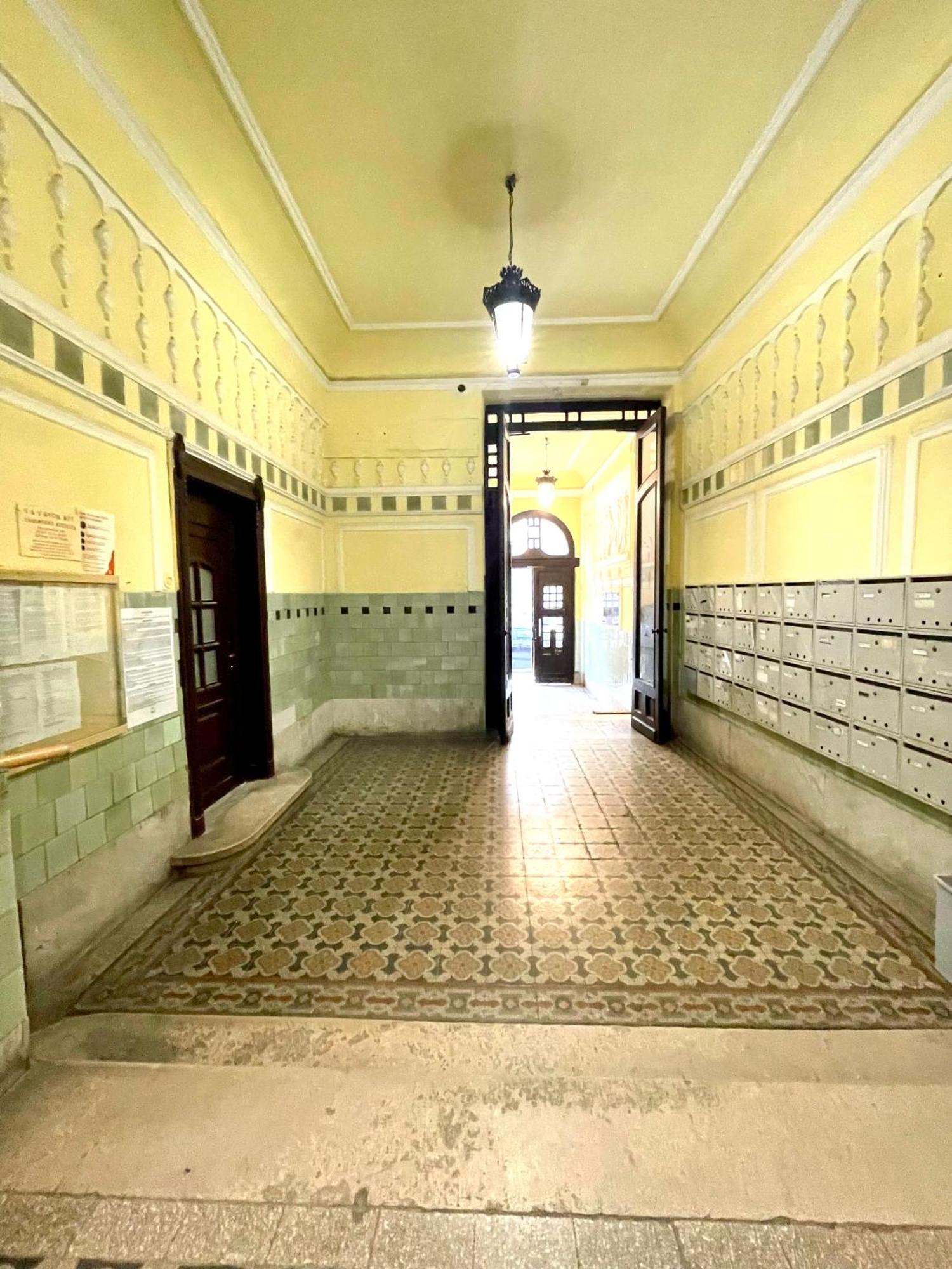Teresian Apartment Near The Andrassy Street Free Air Conditioner Free Coffee Budapest Exterior foto