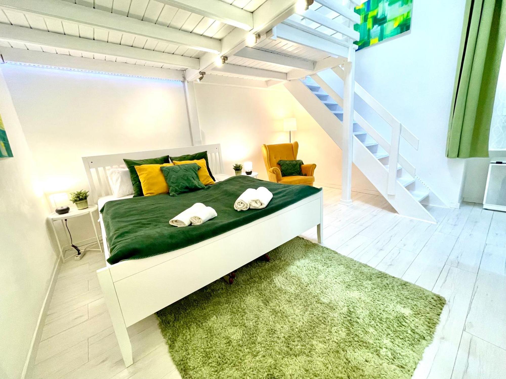 Teresian Apartment Near The Andrassy Street Free Air Conditioner Free Coffee Budapest Exterior foto