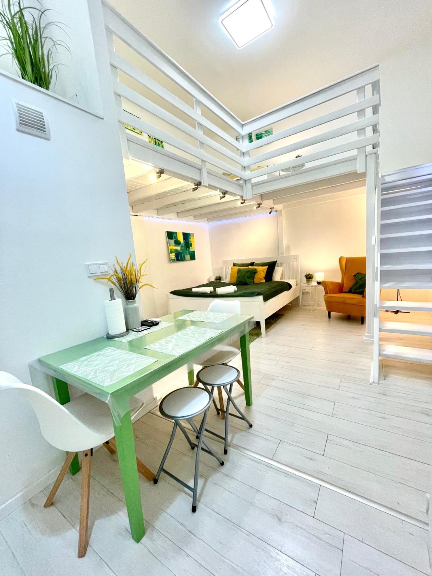 Teresian Apartment Near The Andrassy Street Free Air Conditioner Free Coffee Budapest Exterior foto